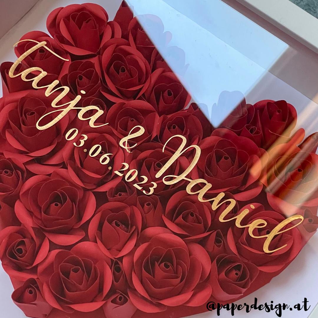 hochzeitsgeschenk handgemacht rosen 3d wedding shadow box personalisiert einzigartig einzigartiges geschenk paperdesign gold folie goldene folie hochzeitsgeschenk handgemacht rosen 3d wedding shadow box personalisiert einzigartig einzigartiges geschenk paperdesign